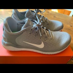 Nike Free RN Wolf Grey/White